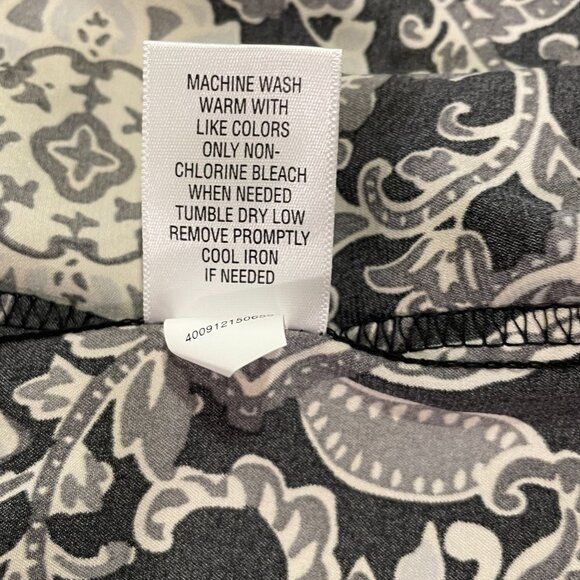 (NWT) CROFT & BARROW Satin Button Down Dress Blouse, Black/Ivory - XL - Picture 10 of 10